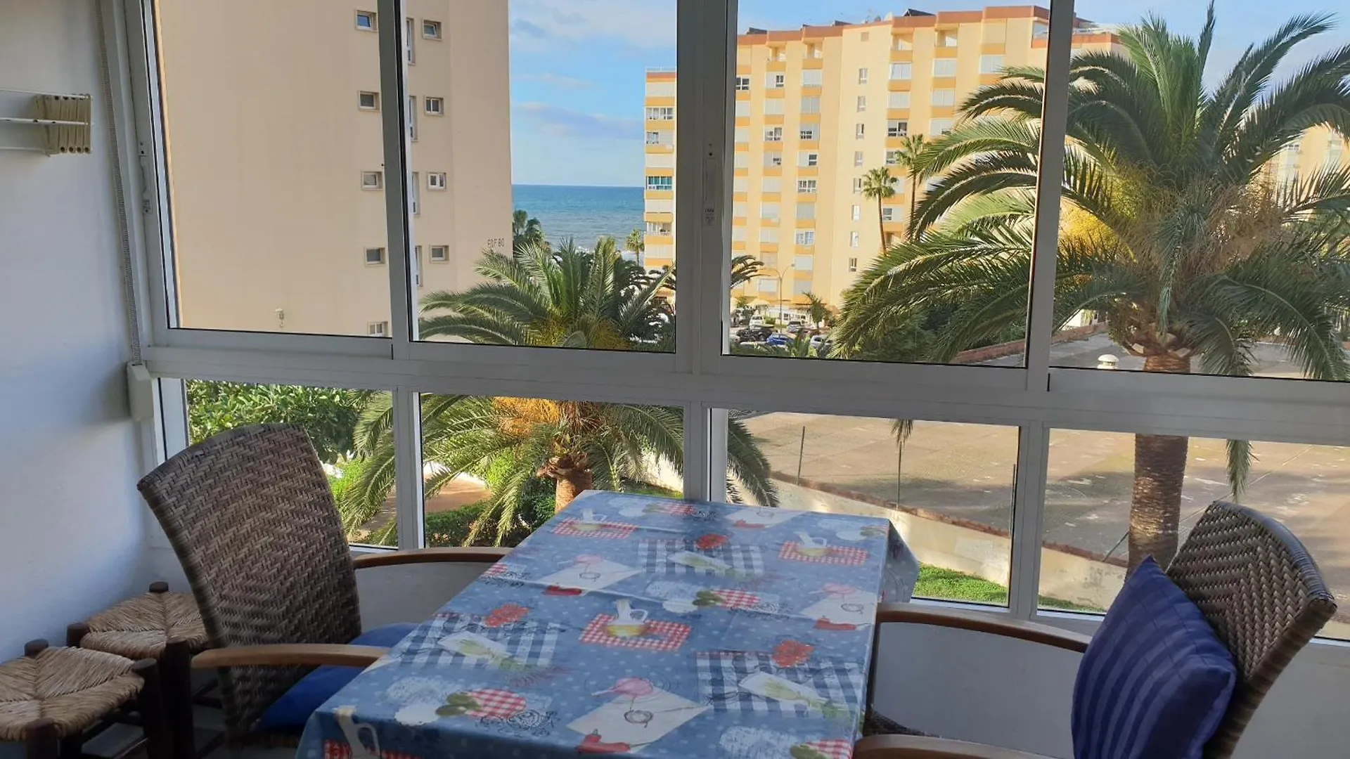 Estudio Beach Castillo Bajo 0*,  Spain
